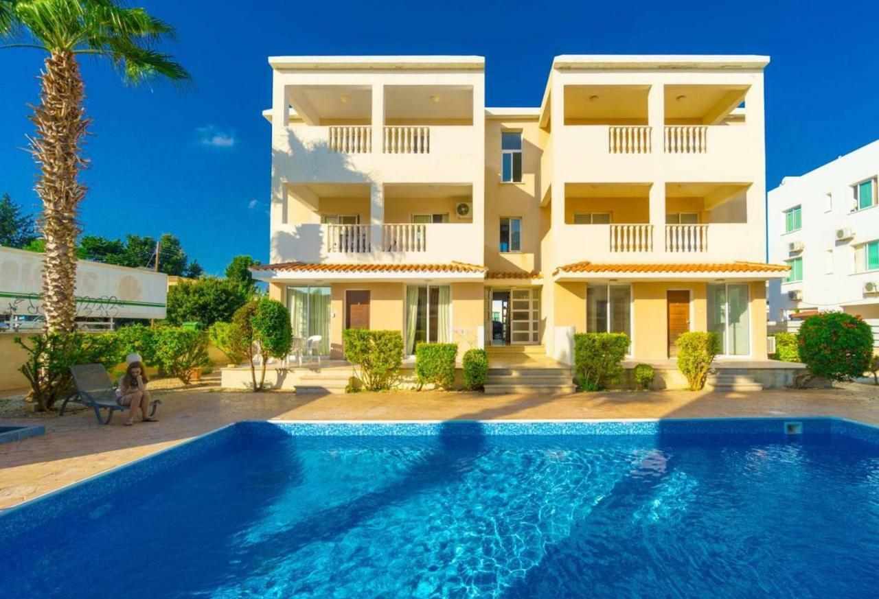 Beautiful One Bed Apartment In Paphos Exterior photo